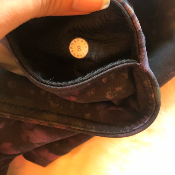 NWT Wunder Under LR Tight Size 8 - Picture 6 of 6